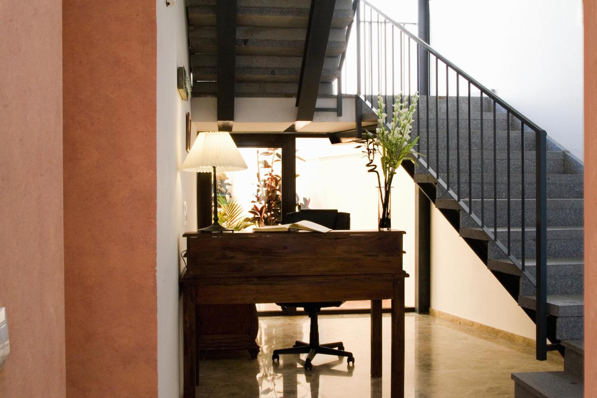 Apartamentos La Fuente Кордоба Екстериор снимка