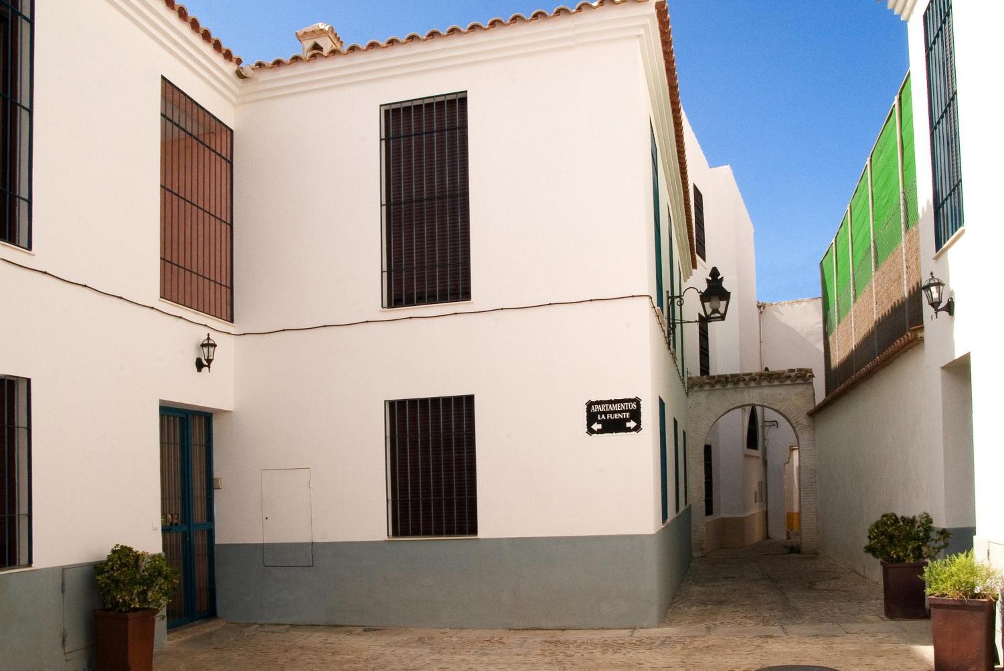 Apartamentos La Fuente Кордоба Екстериор снимка